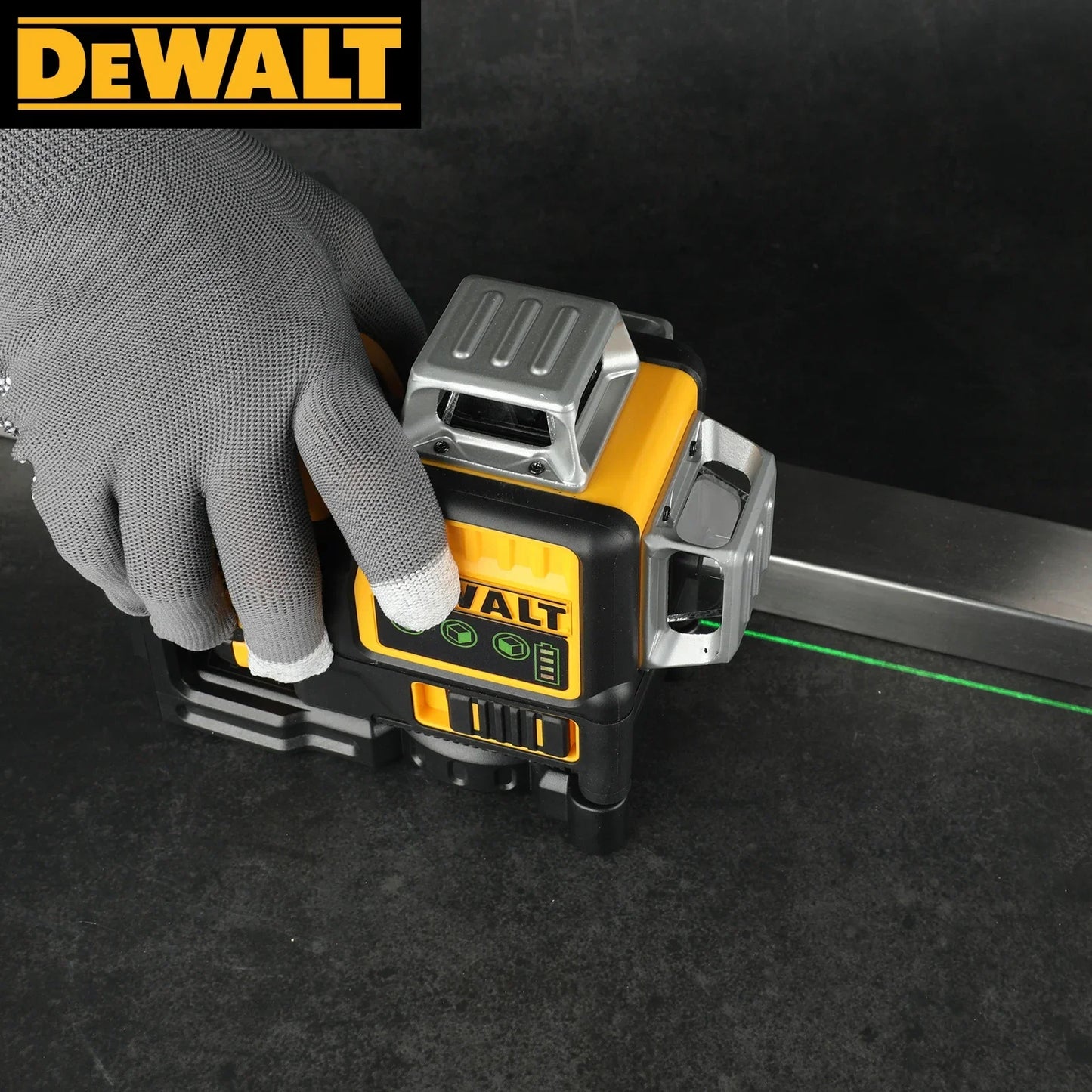 DEWALT 360° Green Laser Level 12 Lines
